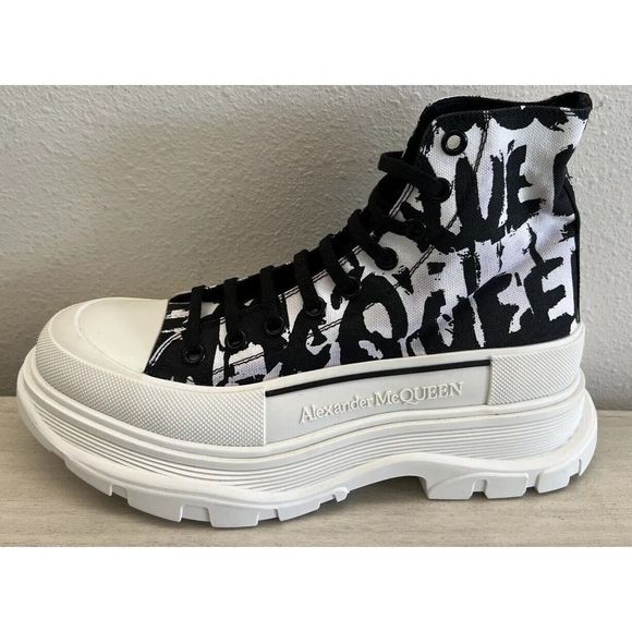 Alexander McQUEEN Men Tread Slick Logo High Top Sneaker White Black EU42.5 US9.5 - Picture 16 of 16